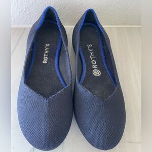 Women's ROTHY'S The Flat Round Toe In Maritime Navy ballet shoes-size 8.5